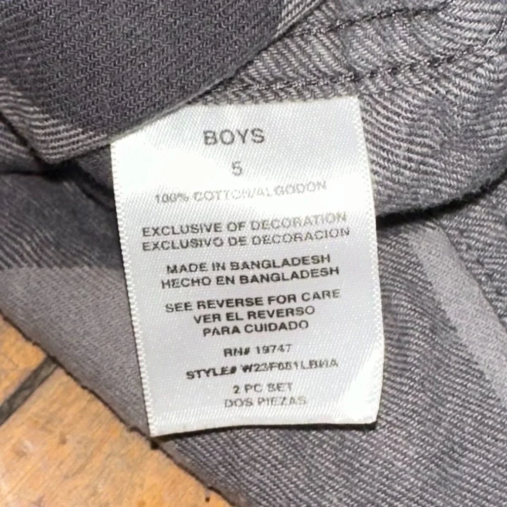 Wrangler Button Up Shirt Boys‎ Sz 5 Gray Black Plaid Cotton Long Sleeve Collared